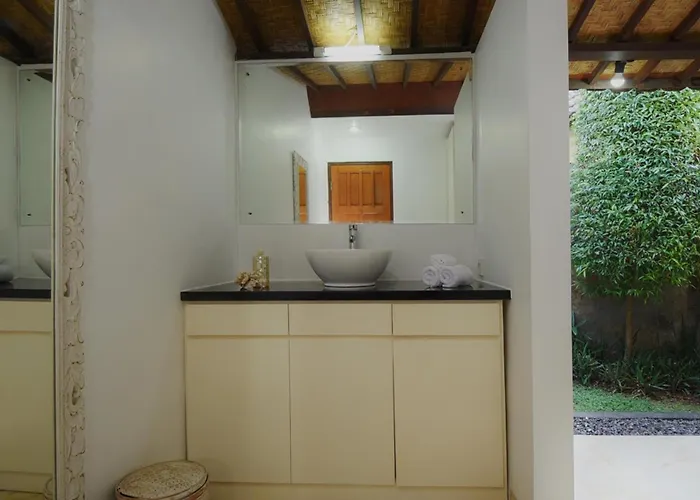 Superb, 800sqm, Pool&Garden Retreat Villa