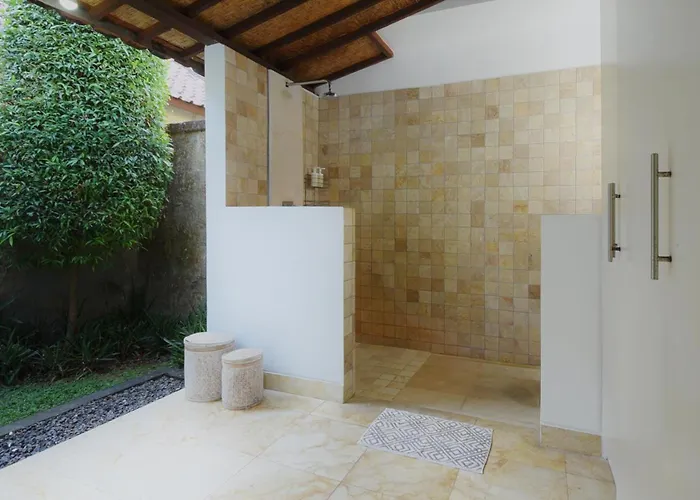 Superb, 800sqm, Pool&Garden Retreat Villa Sanur