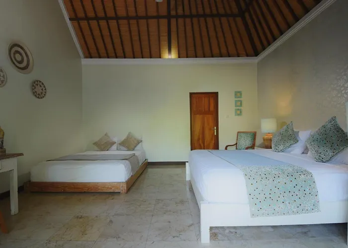 Superb, 800sqm, Pool&Garden Retreat