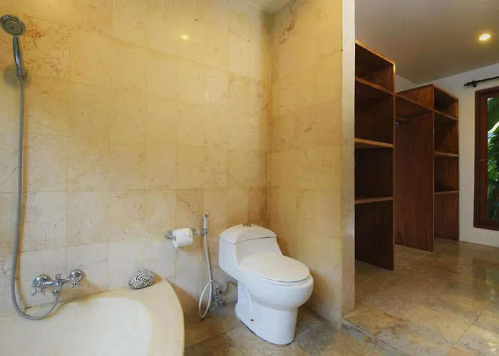 Superb, 800sqm, Pool&Garden Retreat Villa