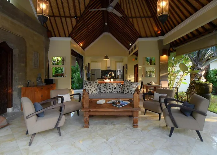 Superb, 800sqm, Pool&Garden Retreat Villa *