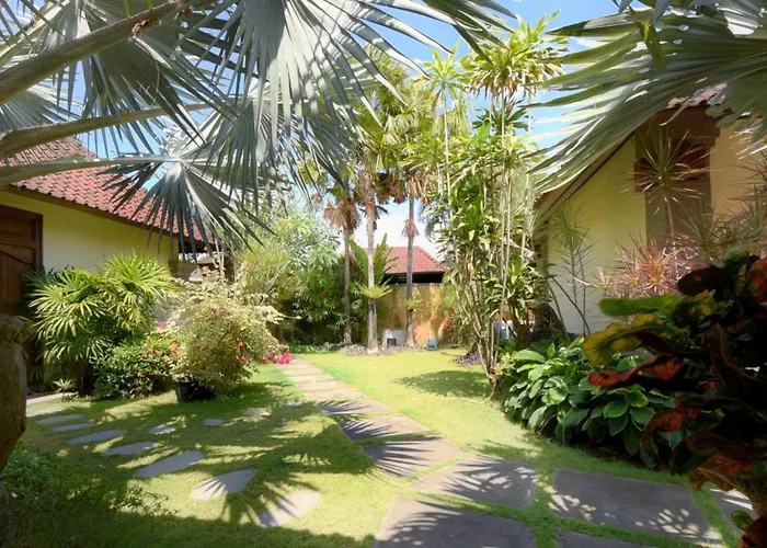 Superb, 800sqm, Pool&Garden Retreat